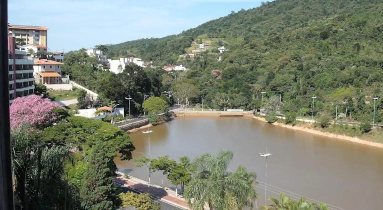 Appartement Agradavel Flat - Cavalinho Branco - Águas de Lindóia Extérieur photo